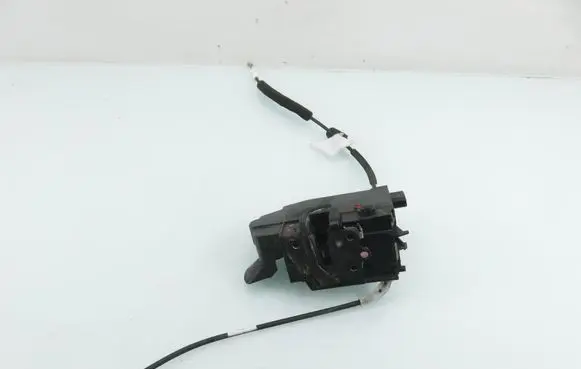 Peugeot 308 Front door lock 9810309480