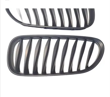 Front bumper upper radiator grill