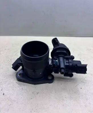 Ford Kuga I Throttle valve 6G9Q9E926AE AK0084509
