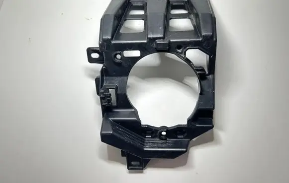 Lexus CT 200H Headlight/headlamp mounting bracket 5212676010