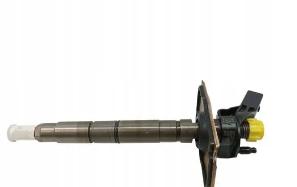 Audi A6 S6 C6 4F Fuel injector 059130277AH