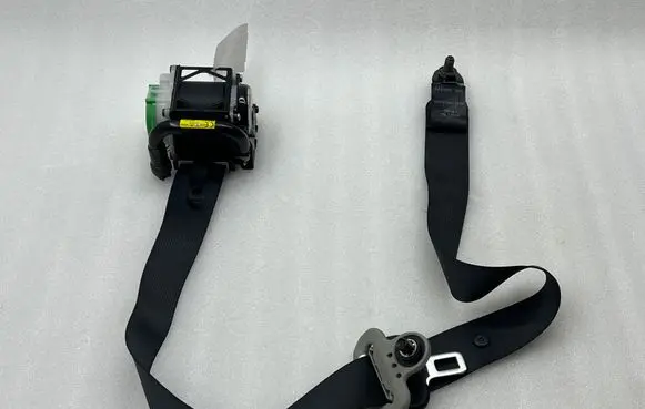 Suzuki Vitara (LY) Front seatbelt 84940-54P11 8494054P11