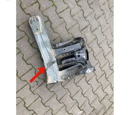 BMW 1 F70 Front bumper shock/impact absorber 7421336