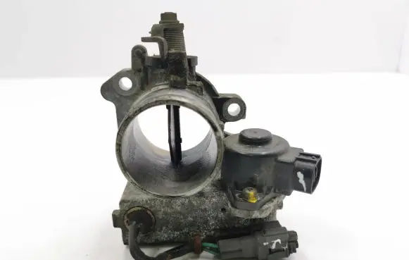Toyota Corolla E120 E130 Throttle valve 8967221020