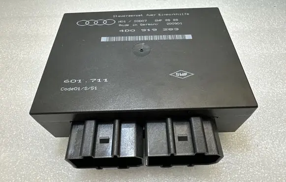 Audi A8 S8 D2 4D Parking PDC control unit/module 4D0919283
