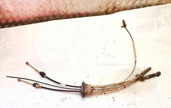 Citroen C8 Gear shift cable linkage 6911046