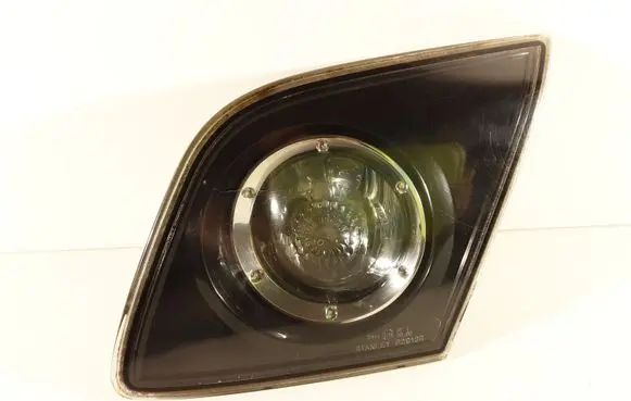 Mazda 3 I Tailgate rear/tail lights P2913R P2913