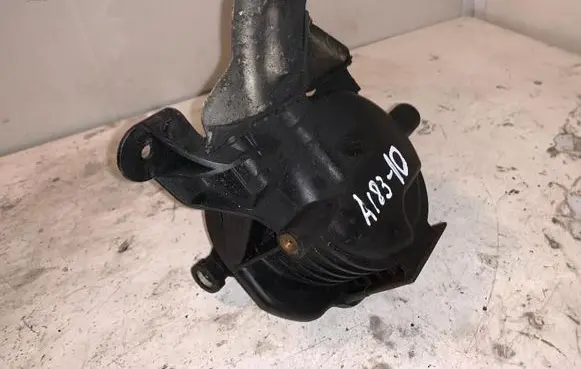Volvo C30 Fuel filter housing 9645928180