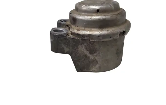 Volvo V60 Engine mount bracket
