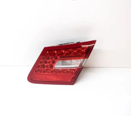Mercedes-Benz E C207 W207 Tailgate rear/tail lights A2078200464