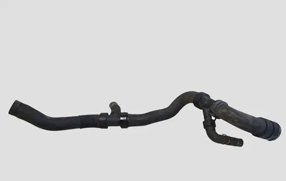 Volvo S80 Engine coolant pipe/hose S4000250