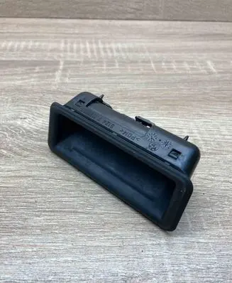 BMW 3 E90 E91 Tailgate/trunk/boot exterior handle 7118158