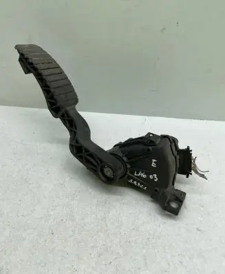Renault Laguna II Accelerator throttle pedal 8200003392 6PV00811901