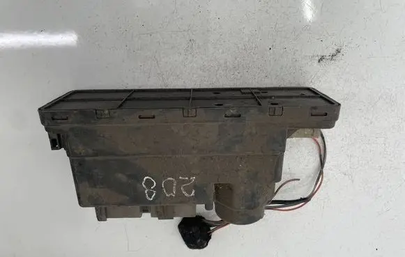 Mercedes-Benz E W210 Vacuum pump 2108002448 007828-36