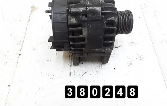 Renault Megane III Generator/alternator 1500dci2606272csankabinisvaleo