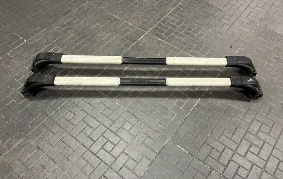 Toyota RAV 4 (XA20) Roof transverse bars on the 