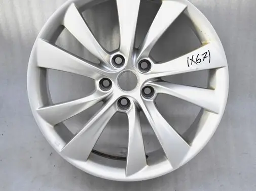 Tesla Model S R19 alloy rim 