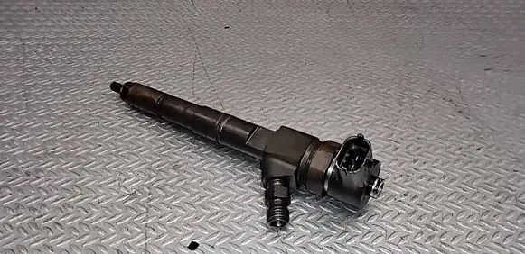 Opel Insignia A Fuel injector 0445110327