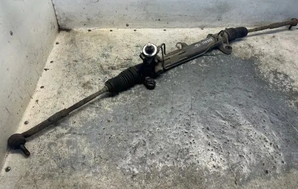 Toyota Avensis T250 Steering rack