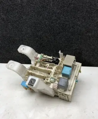 Toyota Prius (XW20) Fuse module 5A242219