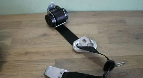 Volkswagen Sharan Third row seat belt 7M3857816C