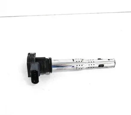 Volkswagen Jetta V High voltage ignition coil 07K905715F