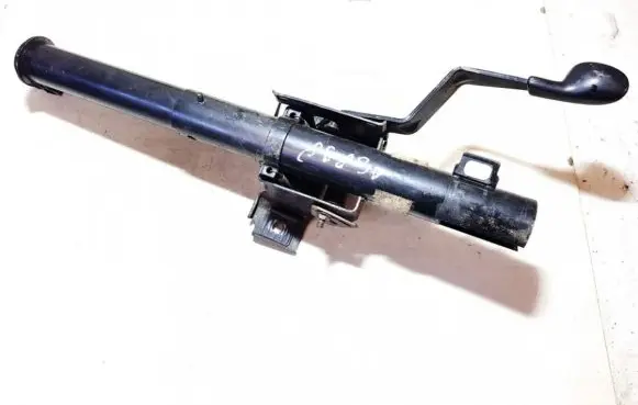 Volkswagen PASSAT B4 Steering wheel axle 3a0419621
