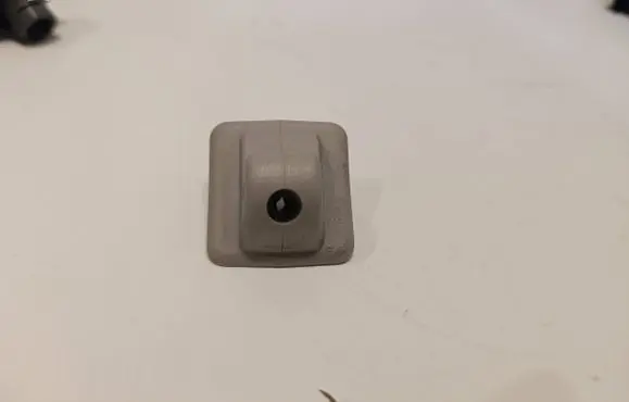 Peugeot 107 Sun visor clip/hook/bracket 