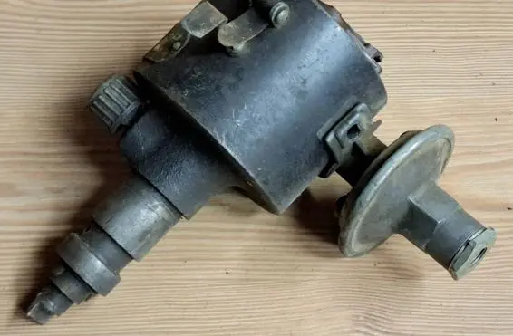 UAZ 469 Spark distributor cap 