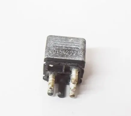 Mercedes-Benz SLC C107 Other relay A0015422219 0015422219