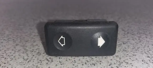 BMW 5 E34 Electric window control switch 112791379076