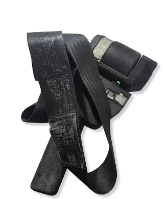 Alfa Romeo 145 - 146 Front seatbelt E2043137