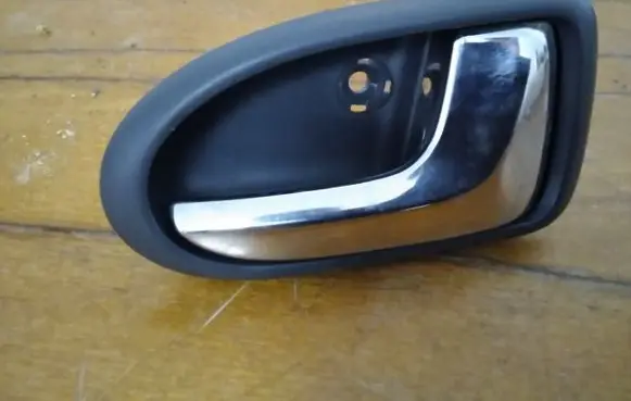 Front door interior handle