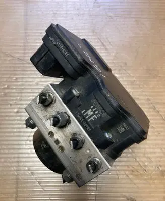 Suzuki Ignis ABS Pump 62RB 11604040701