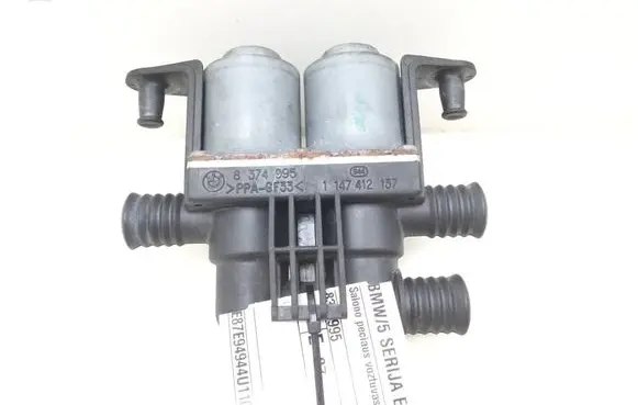 BMW 5 E39 Coolant heater control valve 8374995