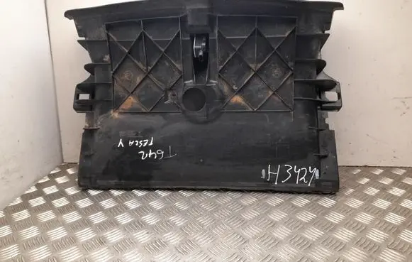 Tesla Model 3 Radiator trim 163432500A