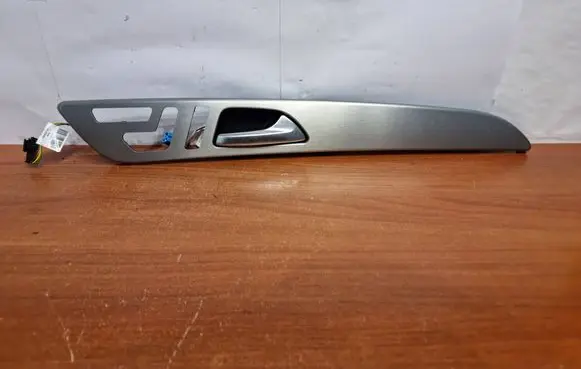 Mercedes-Benz GL X166 Front door trim bar A1667600661