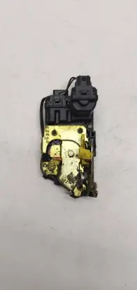 Jeep Cherokee III KJ Tailgate/trunk/boot lock/catch/latch L9530031
