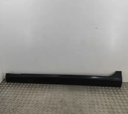 Volvo S90, V90 Sill 31672372
