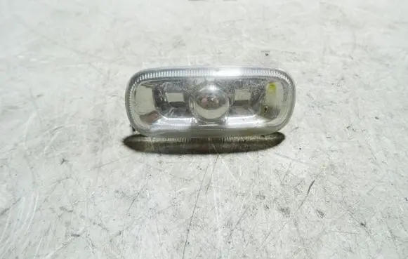 Audi A6 S6 C6 4F Front fender indicator light 8E0949127