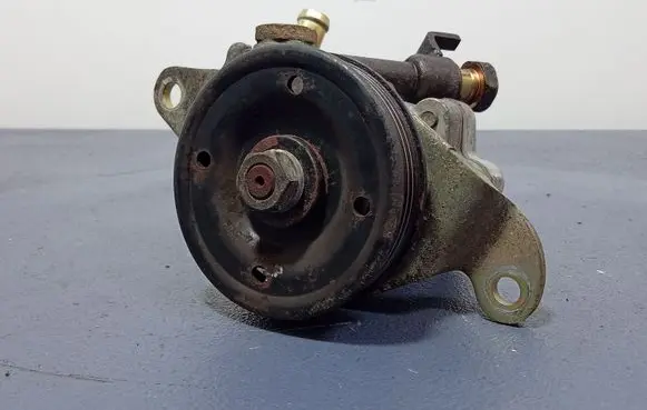Nissan Micra Power steering pump 49110-72B00