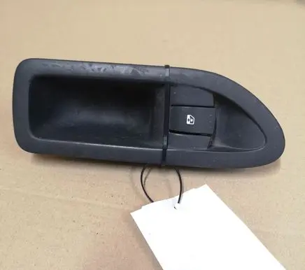 Renault Laguna II Electric window control switch 8200016014