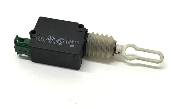 Audi A3 S3 8P Tailgate boot lock/latch motor 4B9962115 406204