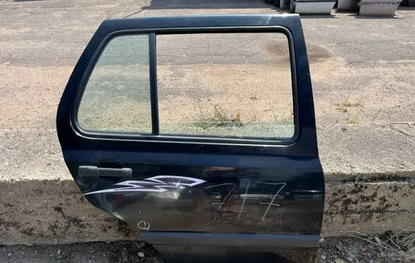Volkswagen Golf III Rear door