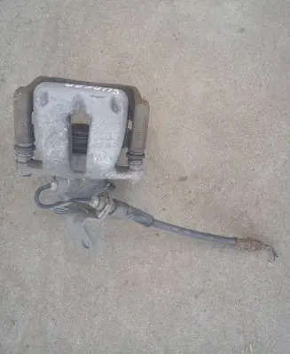 Skoda Superb B6 (3T) Rear brake caliper