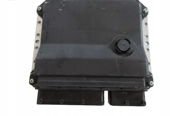 Toyota Avensis T270 Engine control unit/module 8966105J10