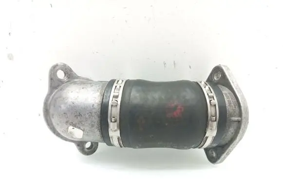 Volkswagen Caddy EGR valve line/pipe/hose 04L131521G M001050 M00105201