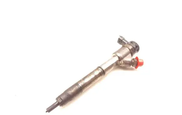 Hyundai i40 Fuel injector 338002A610 0445110589