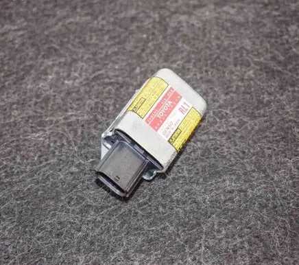 Toyota Prius (XW20) Airbag deployment crash/impact sensor