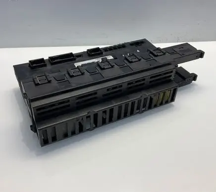 Mercedes-Benz E W211 SAM control unit 2115455301 5DK00804727 A2115455301